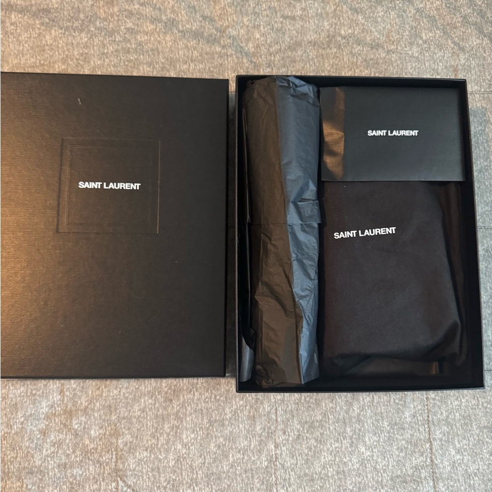 Saint Laurent Black Box Set - Picture 3 of 6